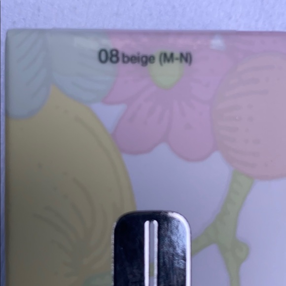 Clinique Even Better Makeup - Picture 6 of 8